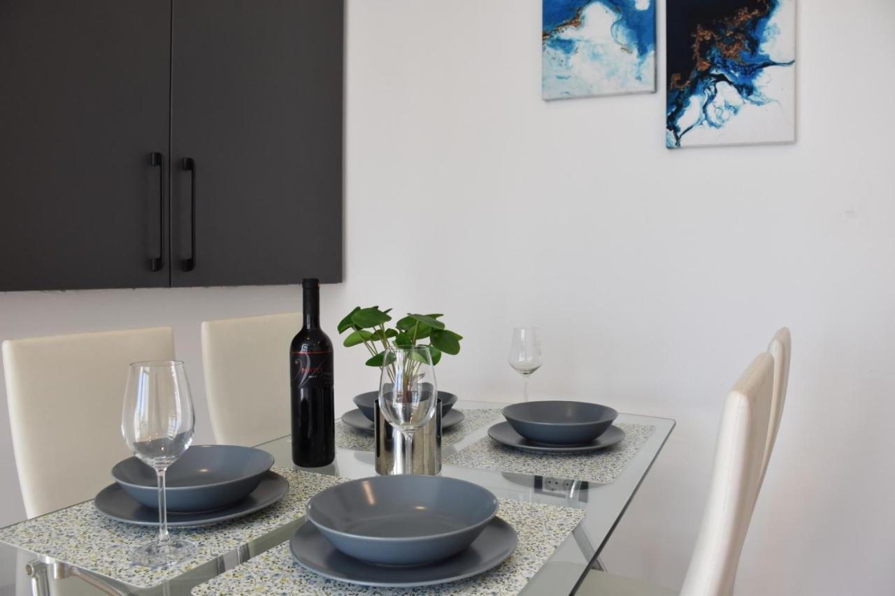 Apartman Lucana Apartment Tribunj  Ngoại thất bức ảnh