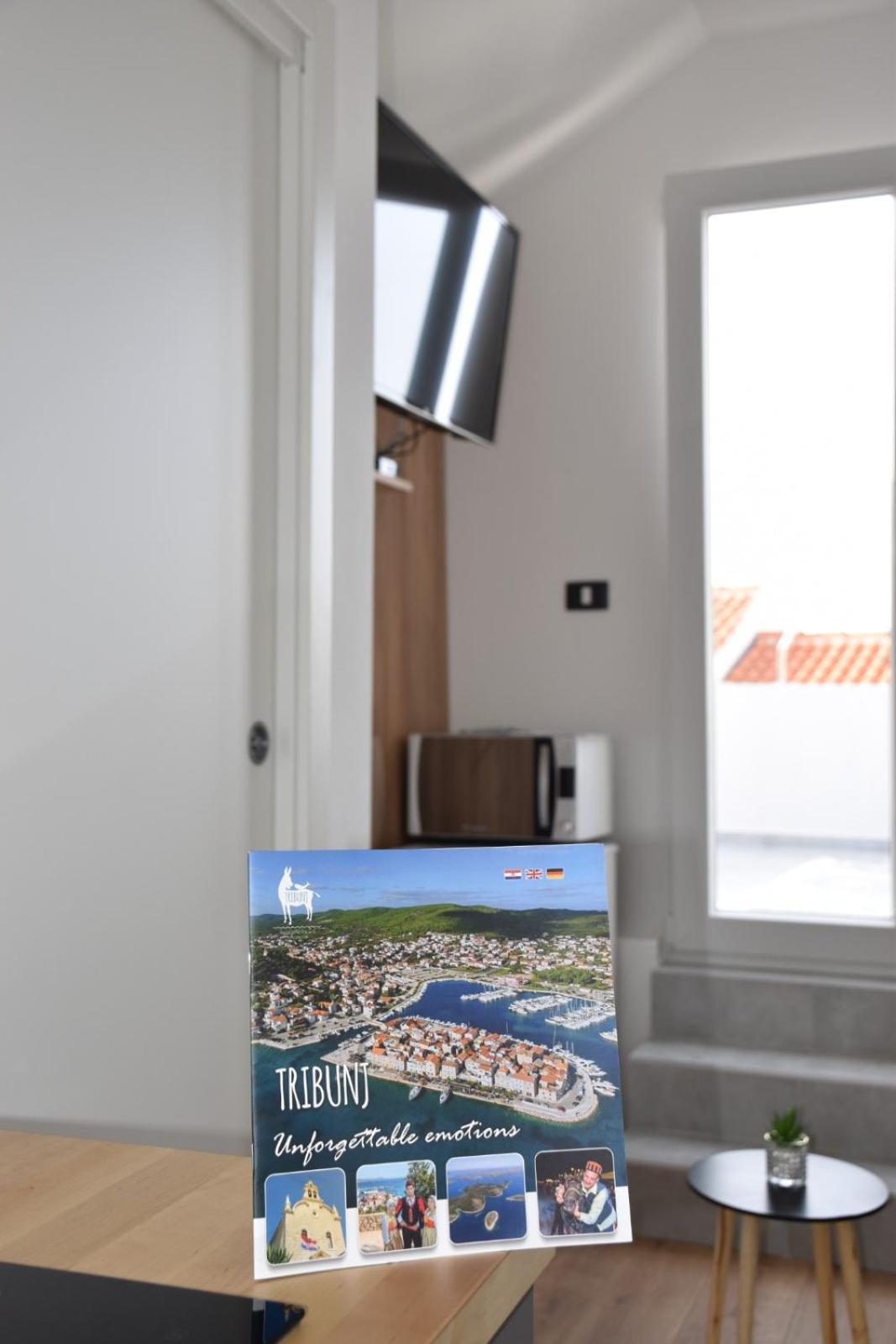 Apartman Lucana Apartment Tribunj  Ngoại thất bức ảnh